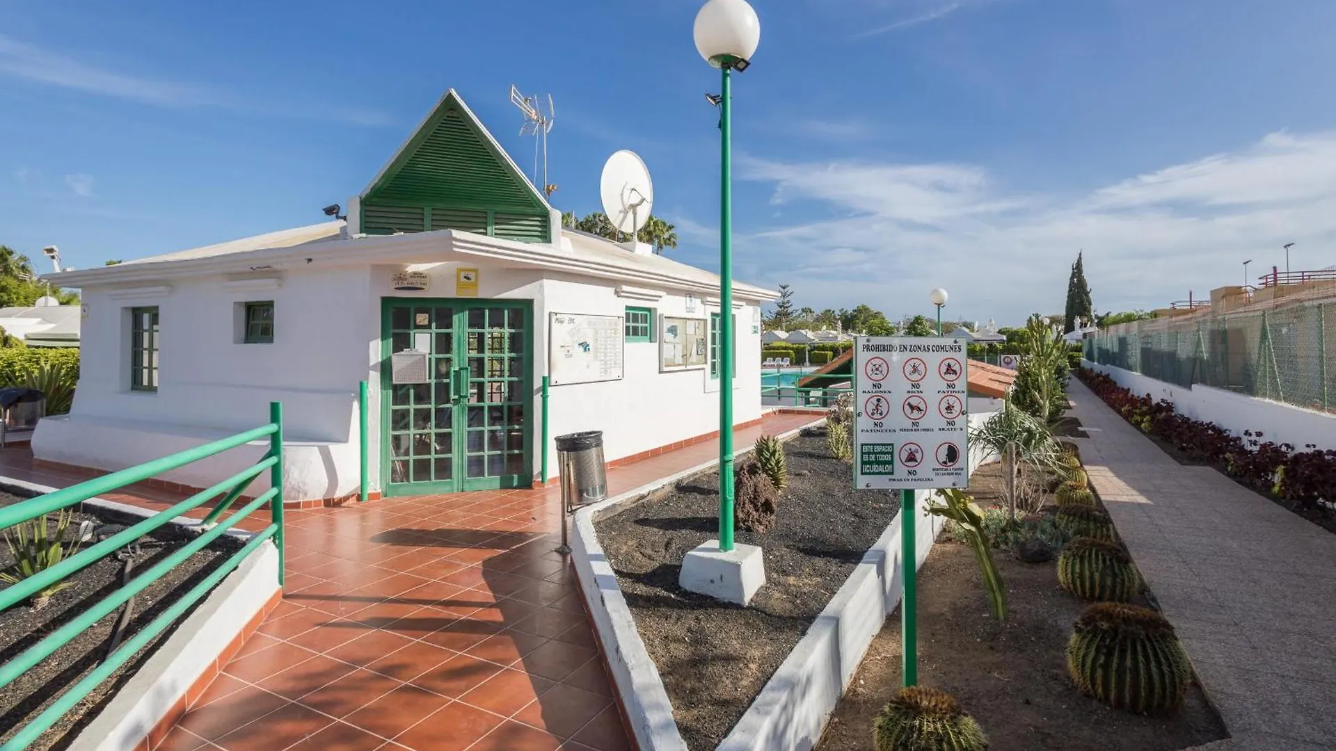 Private Solarium Bungalow Garden Μασπαλόμας